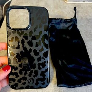Brand new! Loopy iPhone 13 Pro Max black leopard righty case!